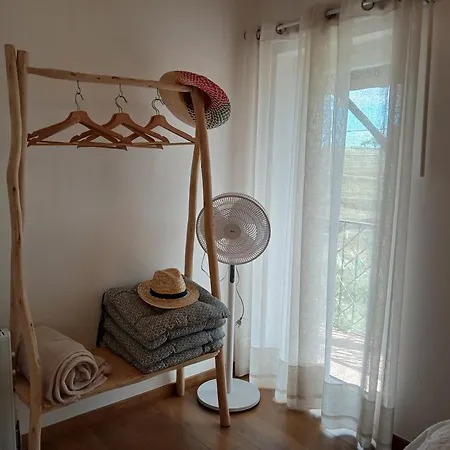Διαμέρισμα Quinta Olgas Favaios