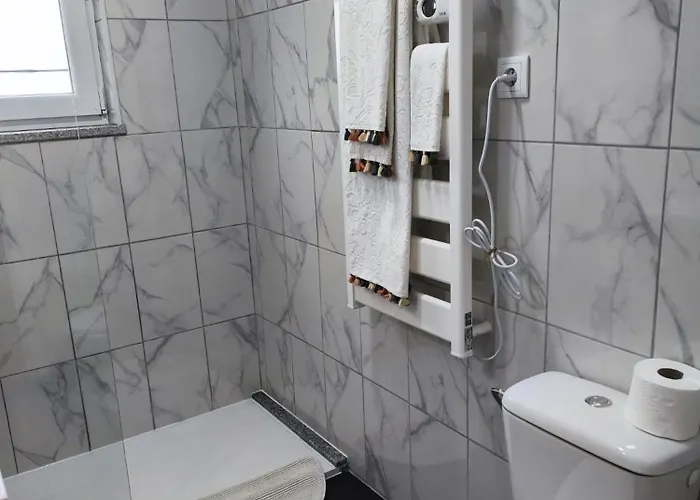 Quinta Olgas Daire Favaios